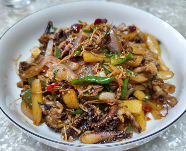 干锅鱿鱼